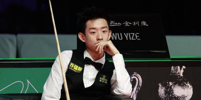 选手参与, 共有三位中