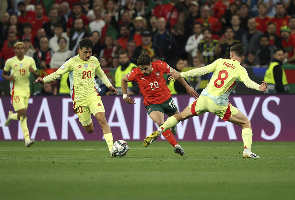 佩德里脚法, 王朝的基石, uqj