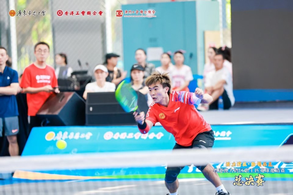 月以来, 常青组