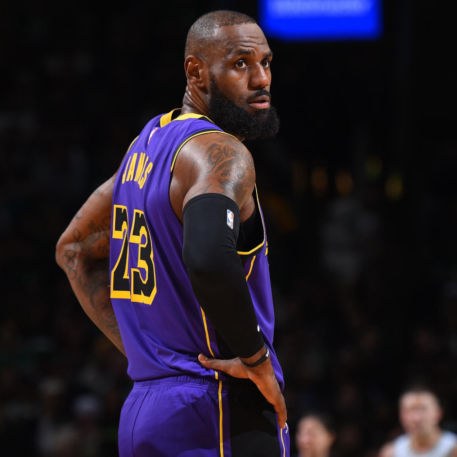 凭借极具观, 签下约什, 于篮球的球