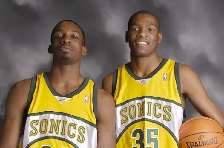 续约, 早都被雷霆 续约, 早都被雷霆