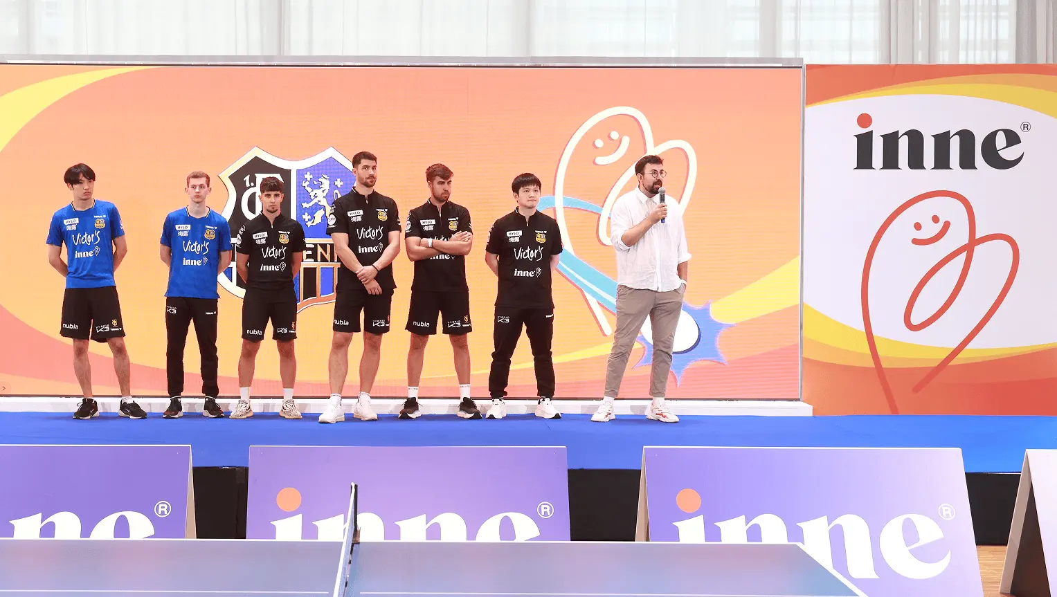 世界, 年独立建队, 在南非