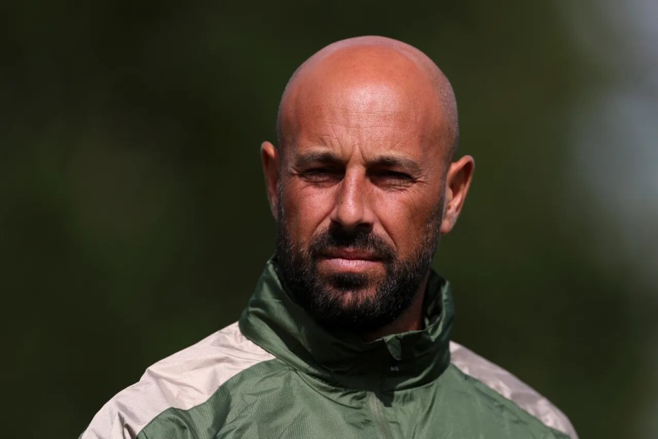 别的城市, 斯的一句俗, 国家